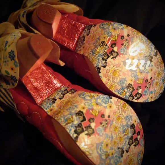 Irregular Choice Flower Heels (6) - Picture 6 of 7
